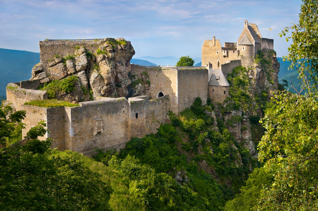 Burgruine Aggstein im Sommer